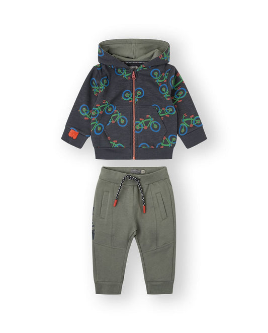 Conjunto bikers Canada House