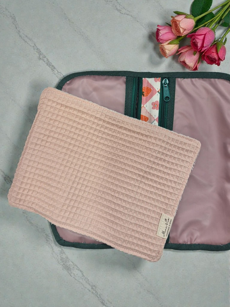 Neceser higiene fresas vintage