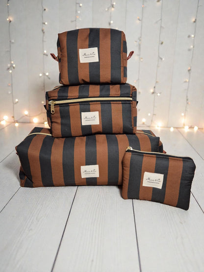 Neceser XXL rayas negro y marrón
